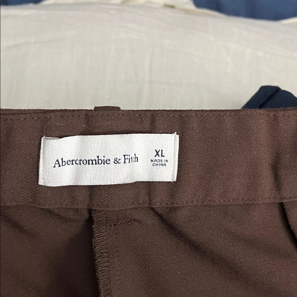 🙊Brown and Navy shorts - Picture 4 of 6